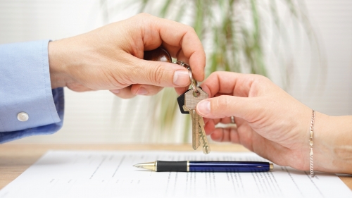4 Reasons Not to Renew Your Lease